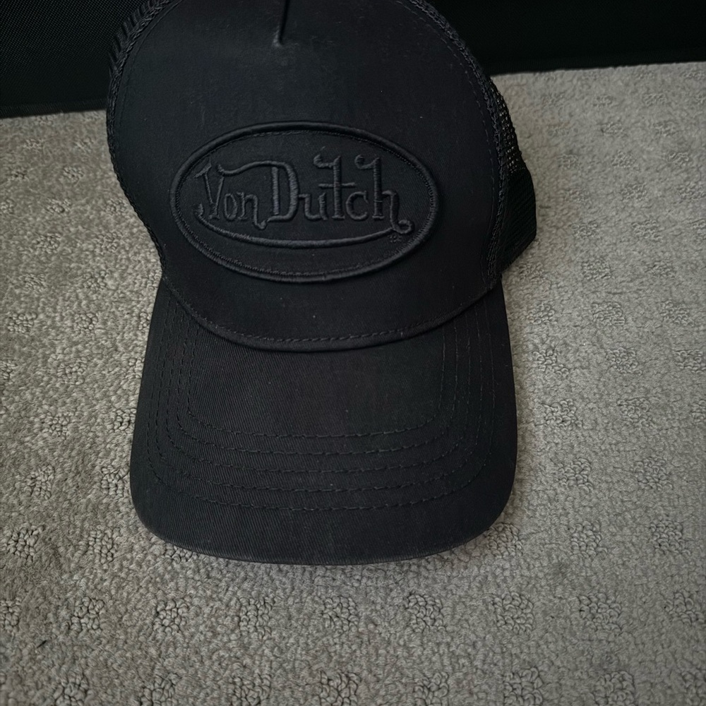 Von Dutch Black Trucker Hat